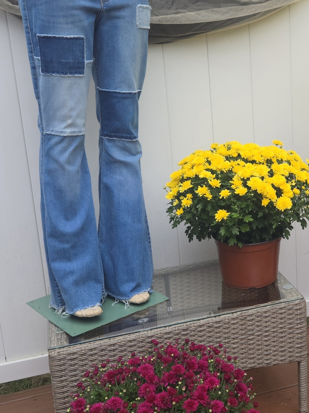 Hollister Patchwork Flare Jeans Women’s High Rise Distressed Blue Denim